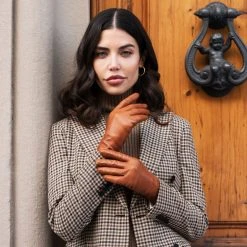 Fratelli Orsini Isabella (cognac) - Lambskin Leather Gloves With Cashmere Lining & Touchscreen 17 Fratelli Orsini Isabella (cognac) - Lambskin Leather Gloves With Cashmere Lining & Touchscreen