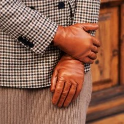 Fratelli Orsini Isabella (cognac) - Lambskin Leather Gloves With Cashmere Lining & Touchscreen 18 Fratelli Orsini Isabella (cognac) - Lambskin Leather Gloves With Cashmere Lining & Touchscreen