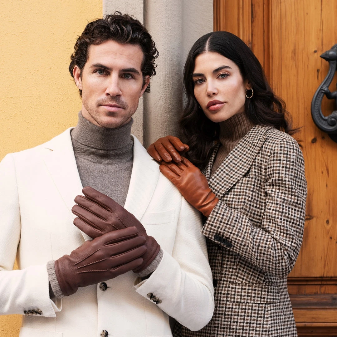 Fratelli Orsini Isabella (cognac) - Lambskin Leather Gloves With Cashmere Lining & Touchscreen 8 Fratelli Orsini Isabella (cognac) - Lambskin Leather Gloves With Cashmere Lining & Touchscreen